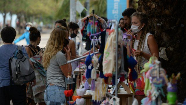 Ambientalistas montaron una feria en el marco de la 2ª Jornada 