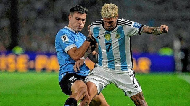 El uruguayo Ugarte se arrepintió del gesto a De Paul.