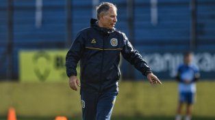 Ariel Holan trabaja desde hace ya varios días con el plantel de Central en el predio de Arroyo Seco.