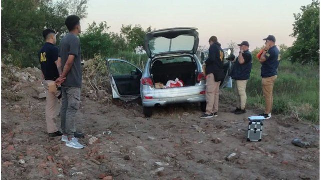 El auto que le robaron al vecino de la seccional fue abandonado en la zona de Colastiné Norte.