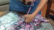 Empatía. Realizan turbantes, gorros y mantas para cobijar el cuerpo y el espíritu de un paciente.