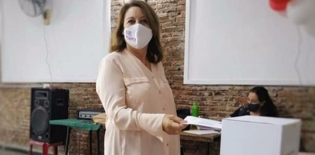 La ex intendenta de Rosario reemplazará a Bonfatti al frente del PS nacional.