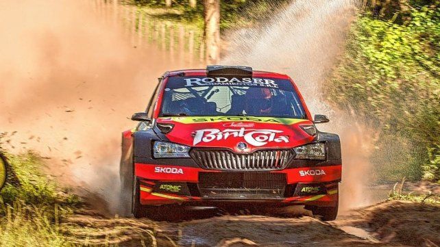 Scuncio lidera tras un apretado sábado en el Rally Argentino