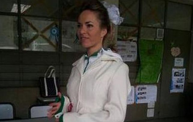 Nota de color. La joven novia cumplió con su deber antes del casamiento.