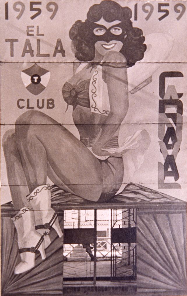 Frente del Club Tala en 1959 para el festejo de carnaval. Los clubes fueron los espacios por excelencia para disfrutar de los bailes.