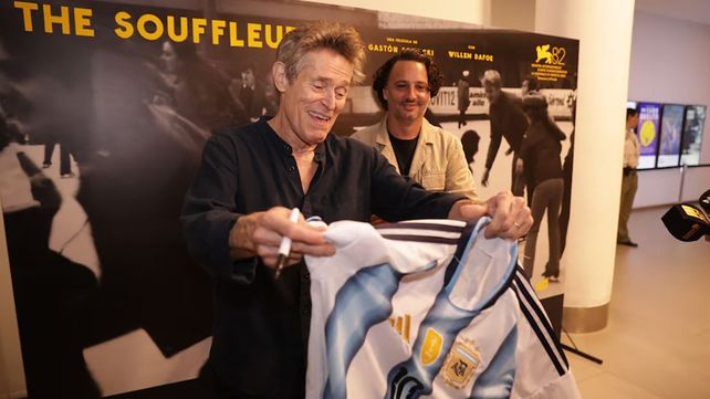 Willia Dafoe se mostró simpático y completamente dispuesto a compartir la noche con el público porteño en la presentación del filme The Souffler&nbsp;
