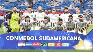 Arriba: Jorge Broun, Mauricio Martínez, Carlos Quintana, Agustín Sandez, Facundo Mallo y Enzo Copetti. Abajo: Ignacio Malcorra, Maximiliano Lovera, Emanuel Coronel, Franco Ibarra y Jonathan Gómez.
