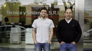 Gabriel Boutter y Gerardo Bedini, parte del equipo de Técnica y Sistemas.