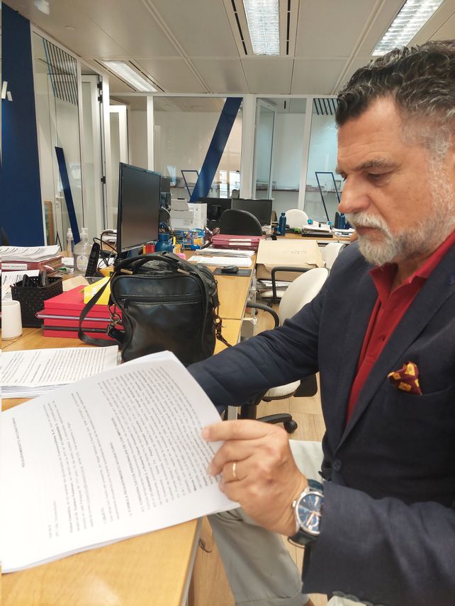 El representante legal de Commodities SA