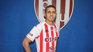 Unión oficializó la llegada del delantero Tomás González