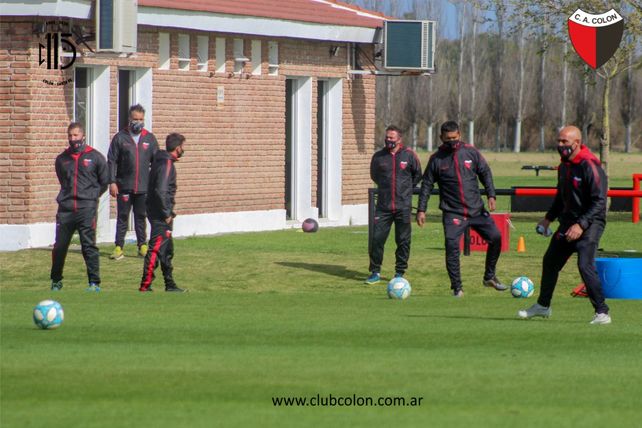 Colón: ¿llega otro refuerzo o se retira del mercado?
