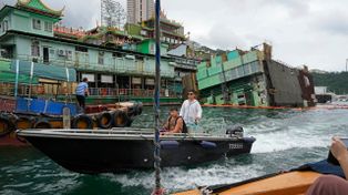 Un famoso restaurante flotante de Hong Kong se hundió en el Mar de la China