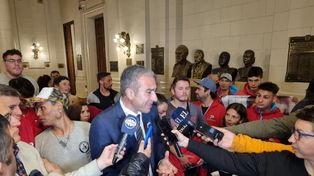 El diputado del Frente Renovador-PJ Oscar Martínez presentó el proyecto de ley de protección de los empleados de delivery.&nbsp;