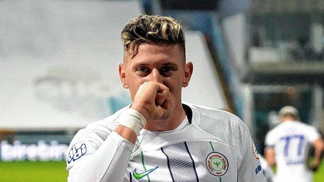 Nuevo doblete del argentino Adolfo Gaich en Turquía.