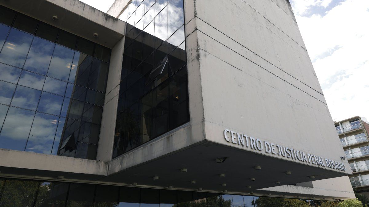 Juicio por jurados: doce vecinos emitieron el primer veredicto en Rosario