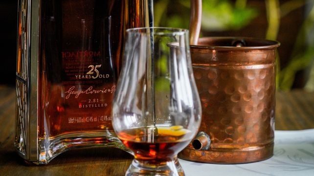 Los tiempos delwhisky van a contramano de una sociedad acelerada.