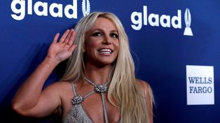 “Hace 14 años quería hacer una versión de Baby”, dijo Spears.