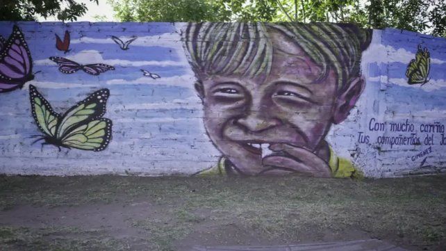 El jardín de Lucio Dupuy lo recordó con un mural