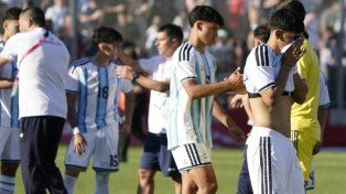 La Selección Argentina perdió por penales con Paraguay y se llevó la medalla de plata