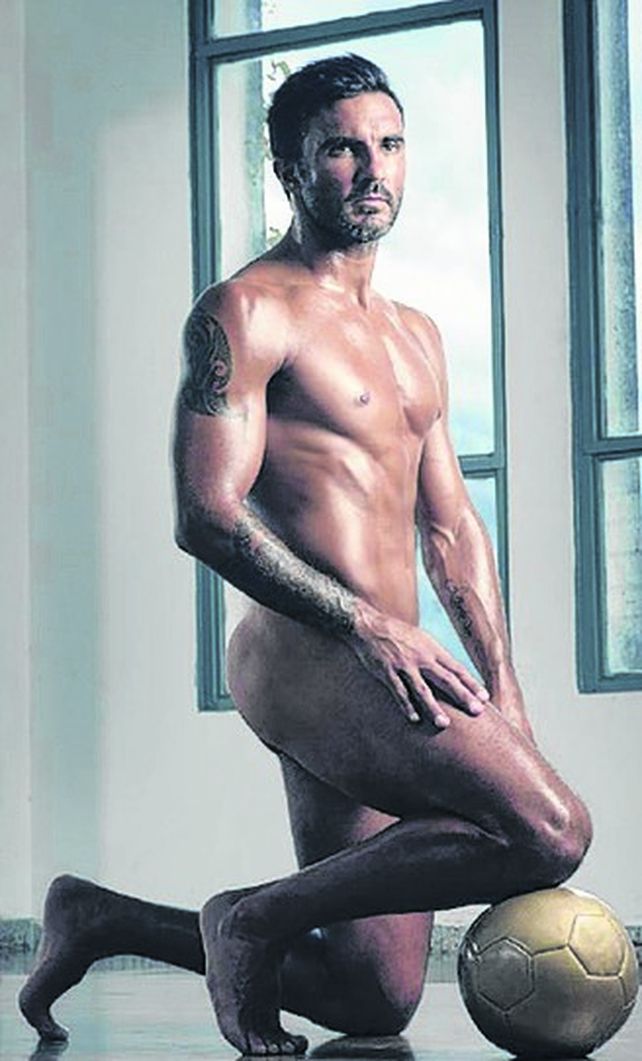 El deporte al desnudo, la moda de los atletas que se animan a posar sin ropa