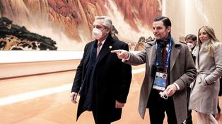 El presidente Alberto Fernández analizó este viernes en Beijing con los directivos del laboratorio que producen la vacuna Sinopharm﻿