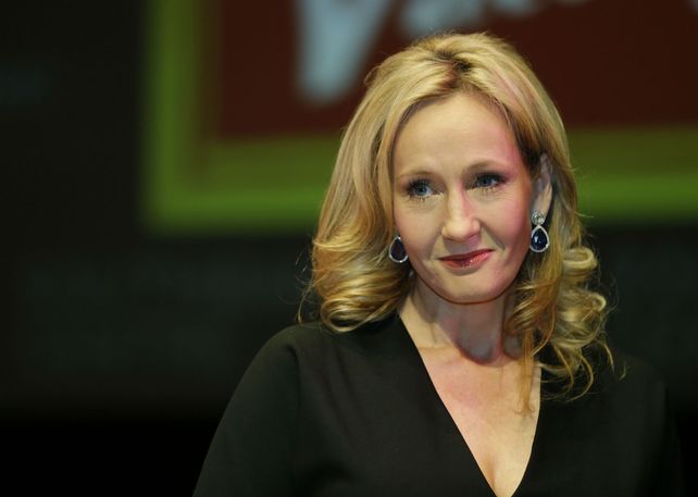 J.K.Rowling: Un mundo que había experimentado sola se abrió a otros.