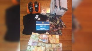Detuvieron a cuatro mujeres por comprar en el centro con una tarjeta robada