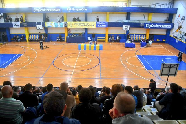 Carloni y Hanono encabezaron la asamblea de Central en el Cruce Alberdi.