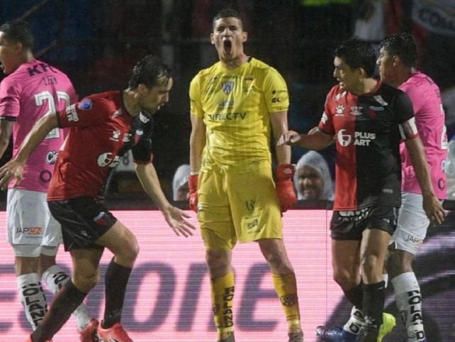 La Conmebol respondió sobre el pedido de Colón