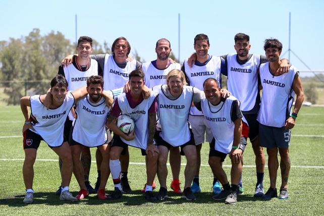 Referentes de Newells se reencontraron para celebrar su pertenencia rojinegra