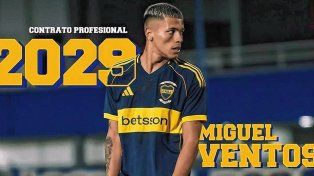 El concordiense Miguel Ventos firmó su primer contrato profesional con Boca.