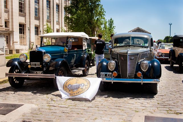 El rally de autos antiguos llega al departamento Castellanos