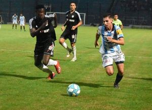 Pajarito Juárez se despidió de Gimnasia (J) y sueña con romperla en Unión