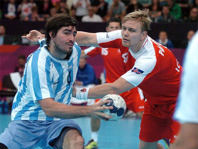 El handball argentino cayó con Islandia en el debut