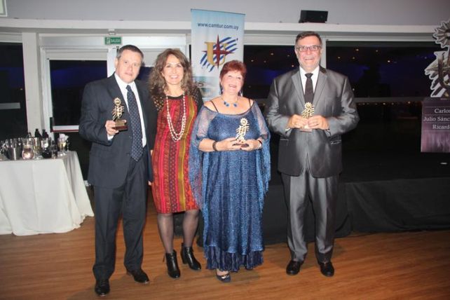 Distinguieron con el Premio Sol al representante de La Capital en Uruguay