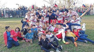 Vecinal Gálvez sacó más ventaja en el campeonato, porque goleó 5 a 0 a Los Piratitas.