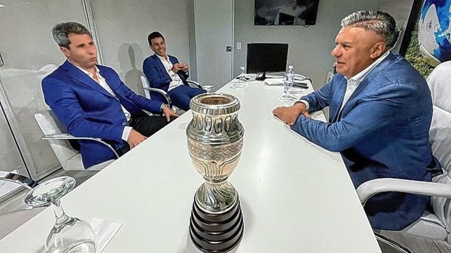 La AFA se reunió con el Gobierno de San Juan para ajustar detalles del partido entre Argentina y Brasil.&nbsp;