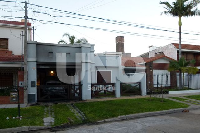 Quemaron el auto del funcionario municipal de Santa Fe, Cornelio Collins