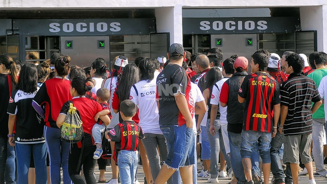 Colón prorrogó la fecha de la moratoria para sus socios