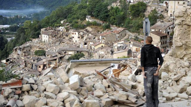 Las estremecedoras imágenes del sismo que sacudió a Italia
