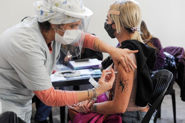 Covid: muchas dudas sobre la utilidad de una cuarta dosis de la vacuna