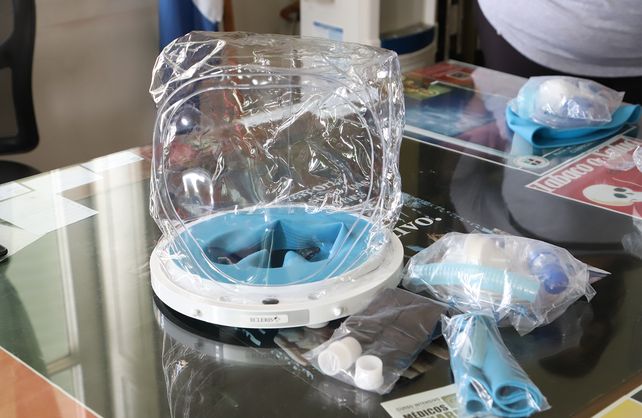 Casco Helmet: la mitad de los pacientes que lo utilizaron en Santa Fe evitaron el respirador