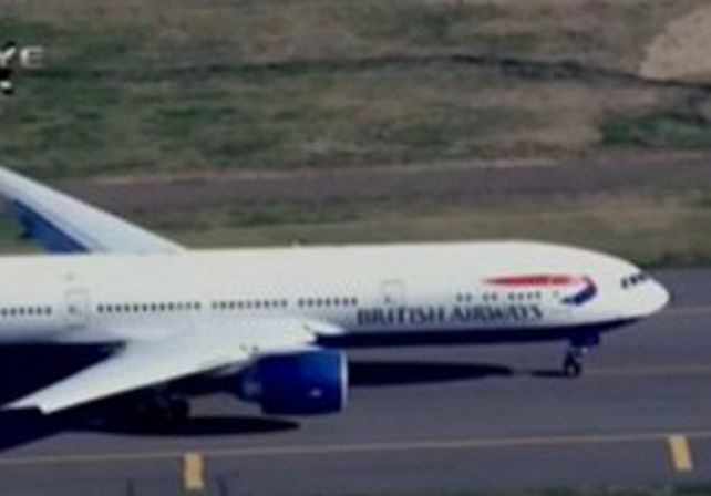 Alarma en Boston: pasajeros intentaron entrar a la cabina de un avión