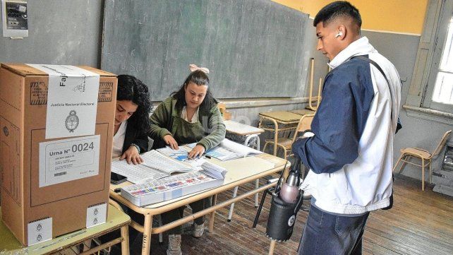 Las imágenes de las elecciones legislativas en la ciudad de Santa Fe Las imágenes de las elecciones legislativas en la ciudad de Santa Fe