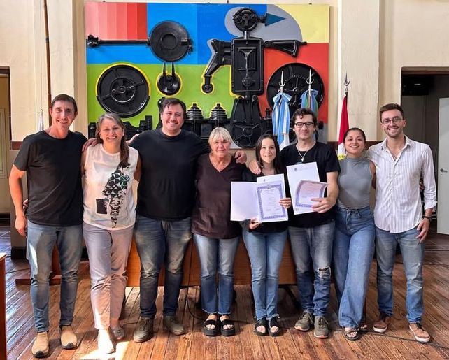 Por unanimidad el Concejo Municipal de Venado Tuerto decidió reconocer la reversión de la obra impulsada por los docentes Gabriel Zarich y Flavia Boglione.