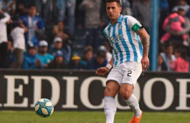 Atlético Tucumán puso fecha límite para negociar con Bianchi