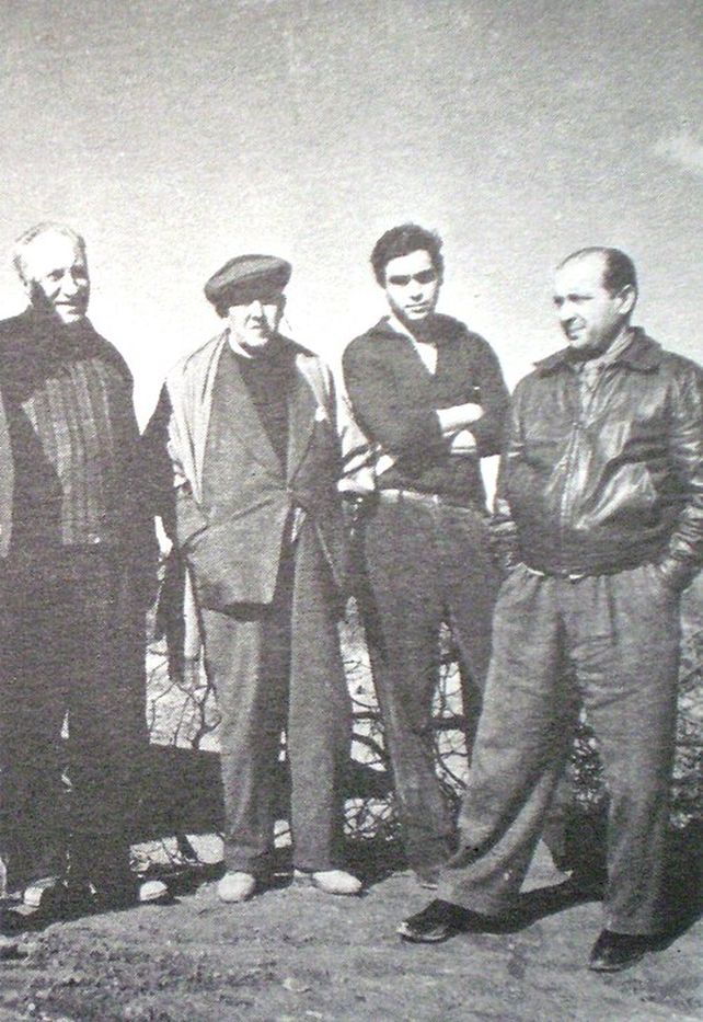 Cuatro gigantes de la pintura argentina. Juan Carlos Castagnino, Lino Enea Spilimbergo, Carlos Alonso y Antonio Berni en Rio Hondo, Santiago del Estero, en 1958.&nbsp;