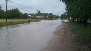 Hay alerta en el sur provincial por la crecida de arroyos y canales de la región