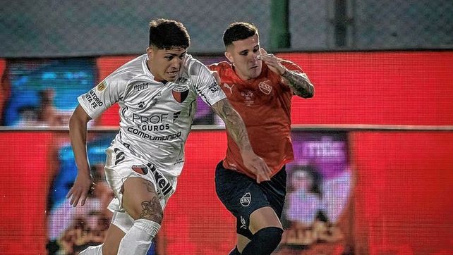 Facundo Farías hizo un emotivo posteo en redes sociales luego del título alcanzado por Colón.&nbsp;