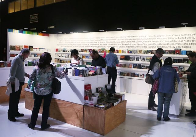 Santa Fe celebra su día en la Feria del Libro de Buenos Aires